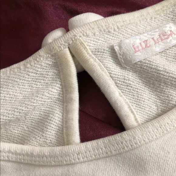 🤍🐰🐇 Liz Lisa ▫️ Bunny Long Sleeve Tee☁️🐇🐰(Read Description) - Picture 3 of 4